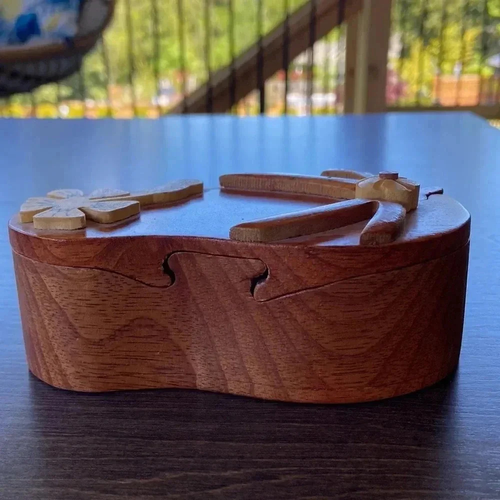Decorative Wooden  Flip Flop Jewelry Case - Picture 3 of 7